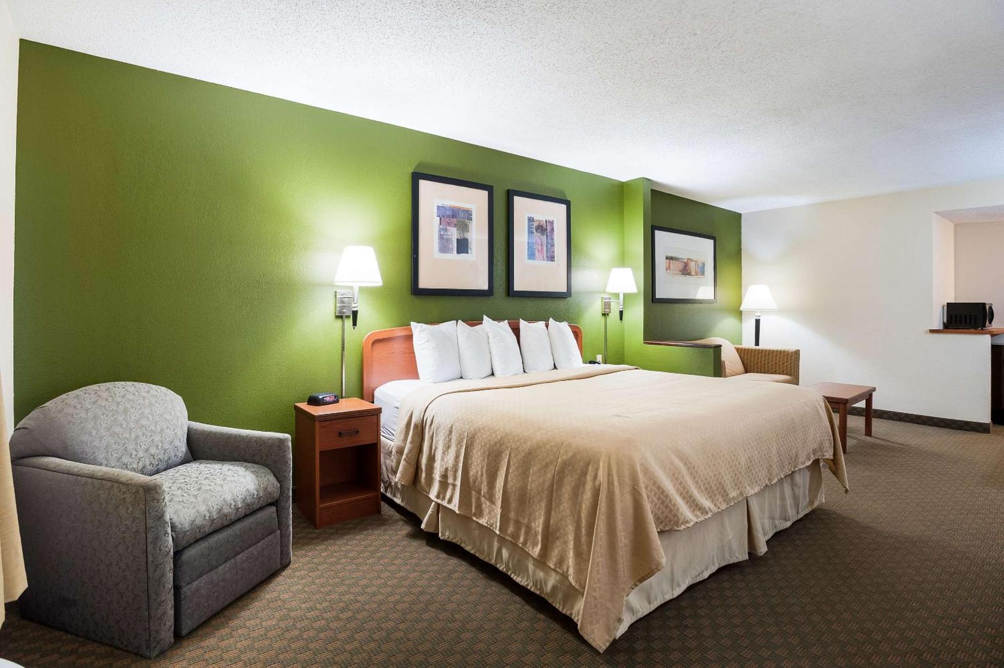 Quality Inn & Suites Lake Charles South Exterior foto